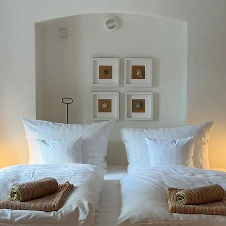 Designer Lykkegard Im Ehemaligen Weinspeicher Nahe St Peter Ording Und Der Nordsee Apartment