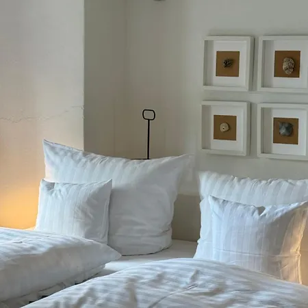 Designer Lykkegard Im Ehemaligen Weinspeicher Nahe St Peter Ording Und Der Nordsee Toenning