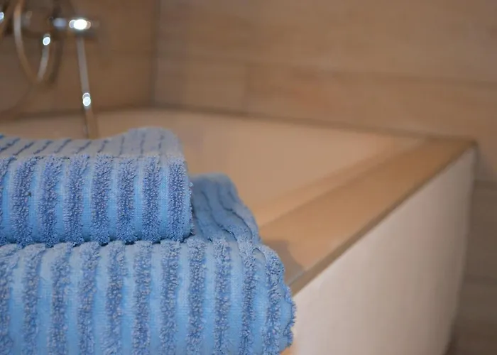 Lykkegard - Glueck Im Ehemaligen Weinkeller Appartamento Tönning